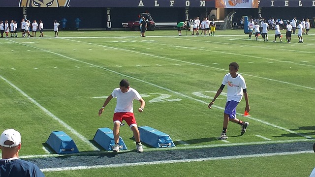 落差巨大😖曼联上赛季26轮后高居英超第6，本赛季暴跌至第15位.